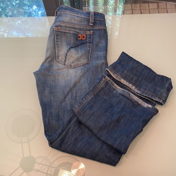 Joe’s jeans 27 socialslite faded Distressed on the bottom of both legs . - Picture 3 of 14